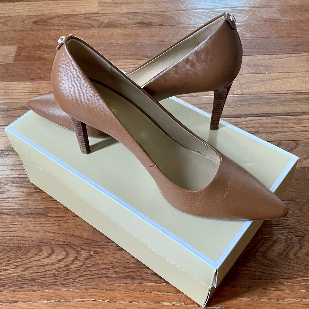 Michael Kors Dorothy Flex Pump